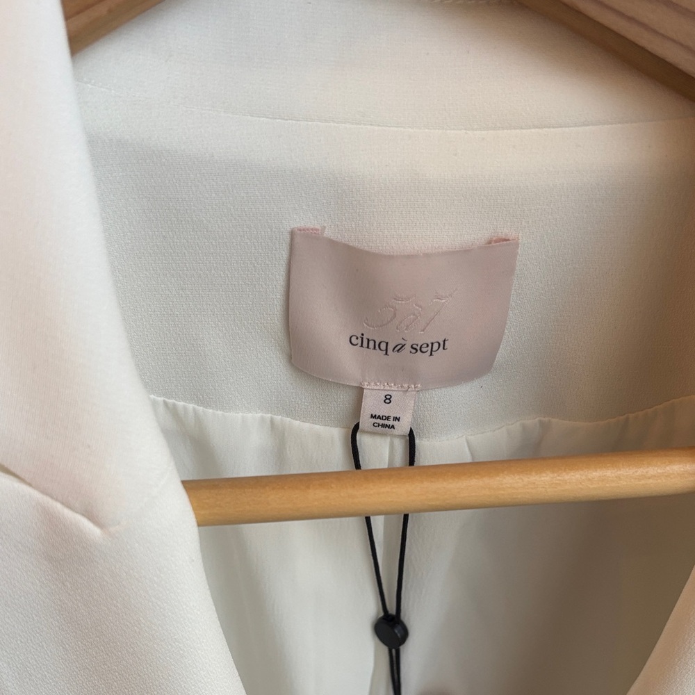 Cinq à Sept White Blazer with Ruffled Sleeves - Picture 3 of 5